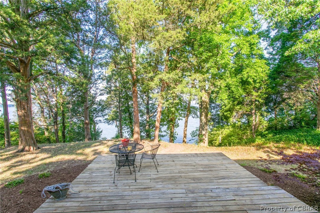 7230 Fraser Road Gloucester Point, VA 23062 - Photo 11 of 47