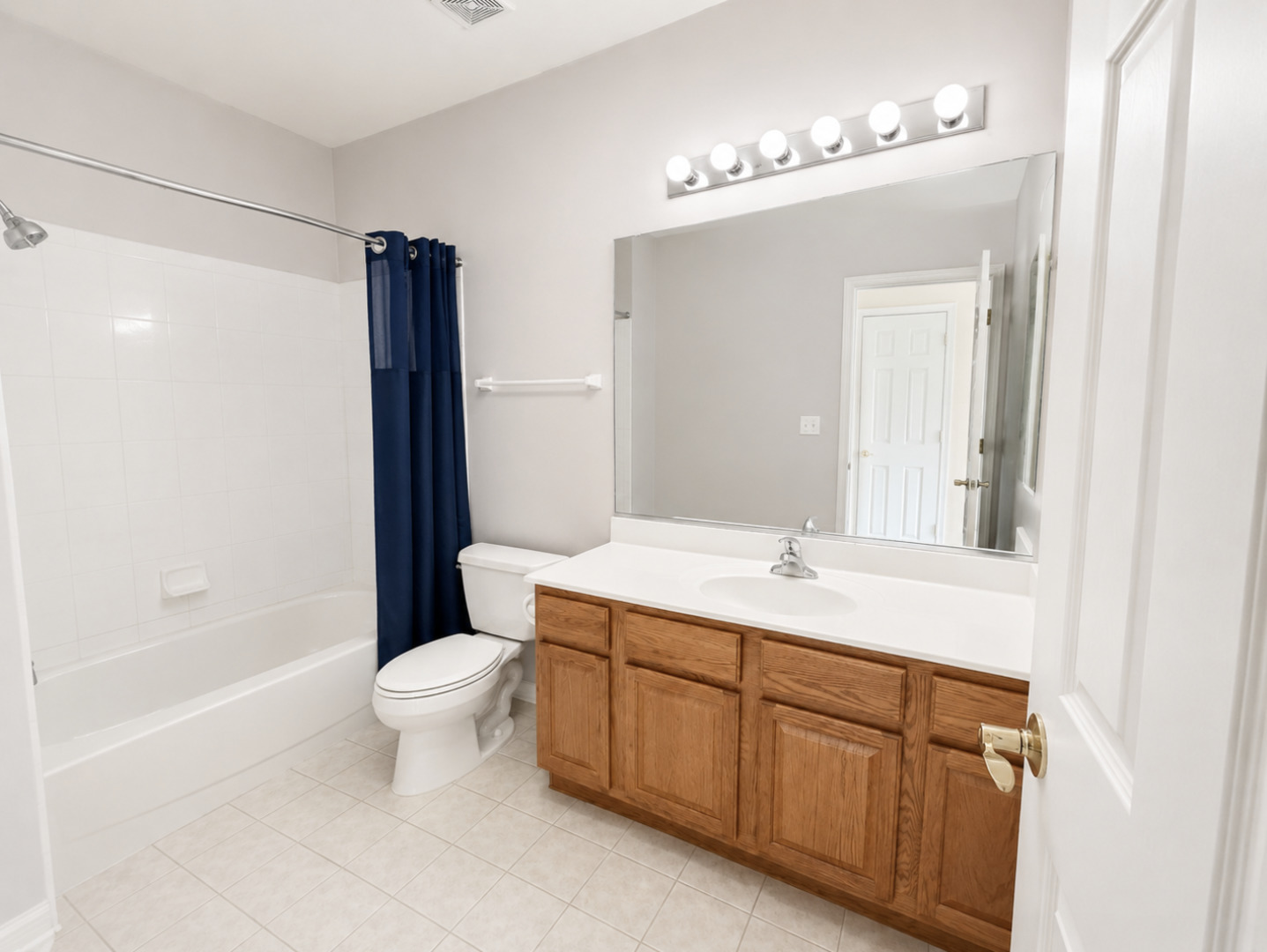 1361 Scarboro Road, Unit 404 Schaumburg, IL 60193 - Photo 13 of 16
