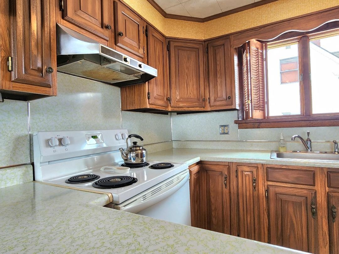 167 Norway Street Berlin, NH 03570 - Photo 6 of 44