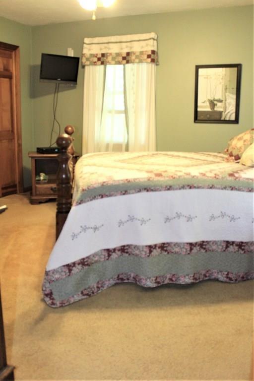 107 Gay Road Sturbridge, MA 01566 - Photo 14 of 30