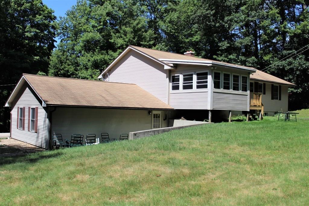 107 Gay Road Sturbridge, MA 01566 - Photo 4 of 30
