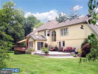47 Cambridge Road Haverford, PA 19041 - Photo 11 of 12 Exterior Back
