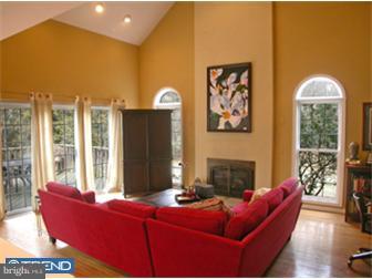 47 Cambridge Road Haverford, PA 19041 - Photo 7 of 12 Family Room