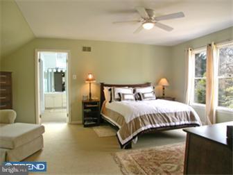 47 Cambridge Road Haverford, PA 19041 - Photo 8 of 12 Bedroom - Main