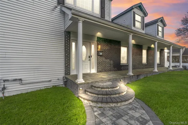 $1,548,000 | 345 Durkee Lane, East Patchogue, NY 11772