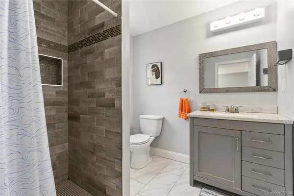 $1,548,000 | 345 Durkee Lane, East Patchogue, NY 11772