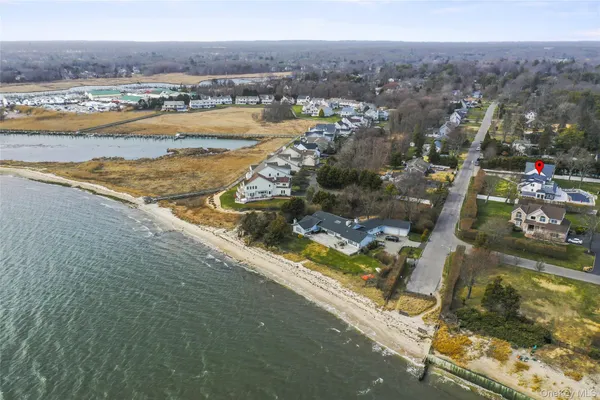 $1,548,000 | 345 Durkee Lane, East Patchogue, NY 11772