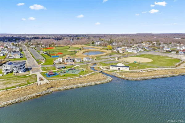 $1,548,000 | 345 Durkee Lane, East Patchogue, NY 11772