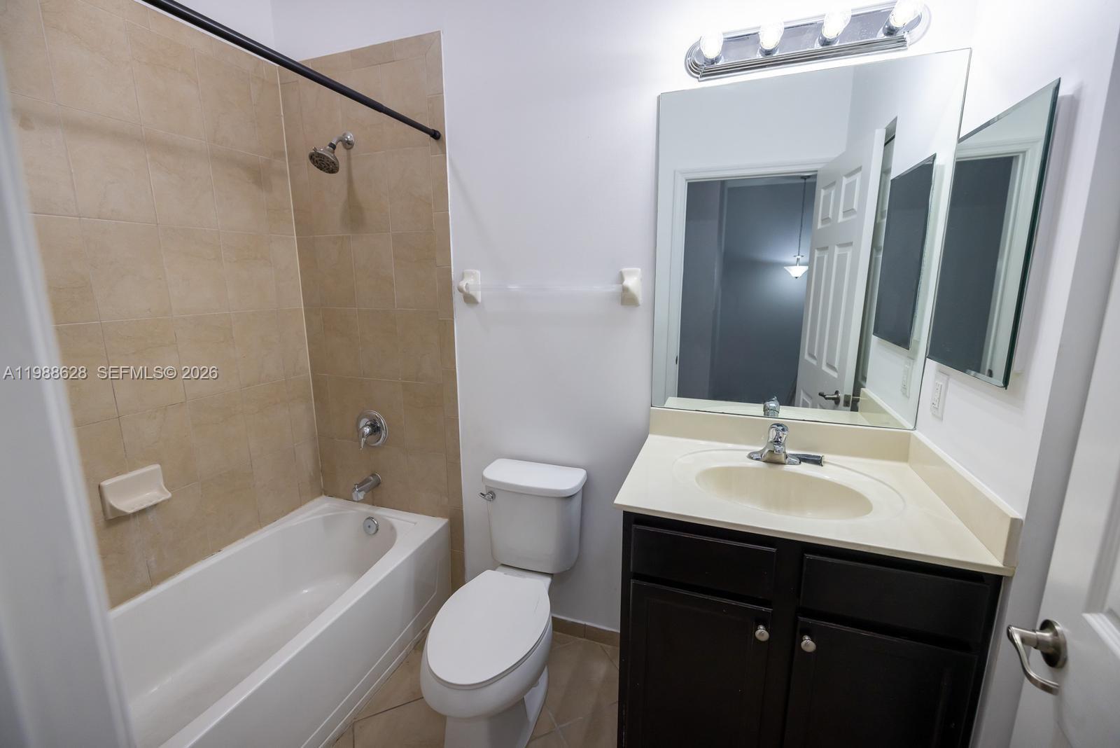 3213 Southeast 6th Street Homestead, FL 33033 - Photo 17 of 24
