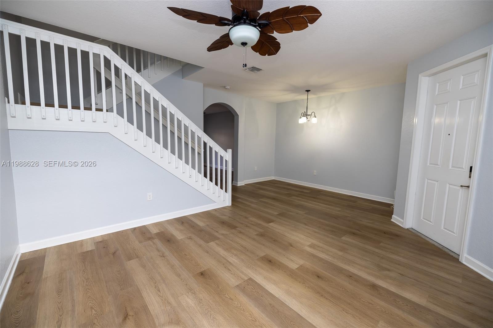 3213 Southeast 6th Street Homestead, FL 33033 - Photo 4 of 24