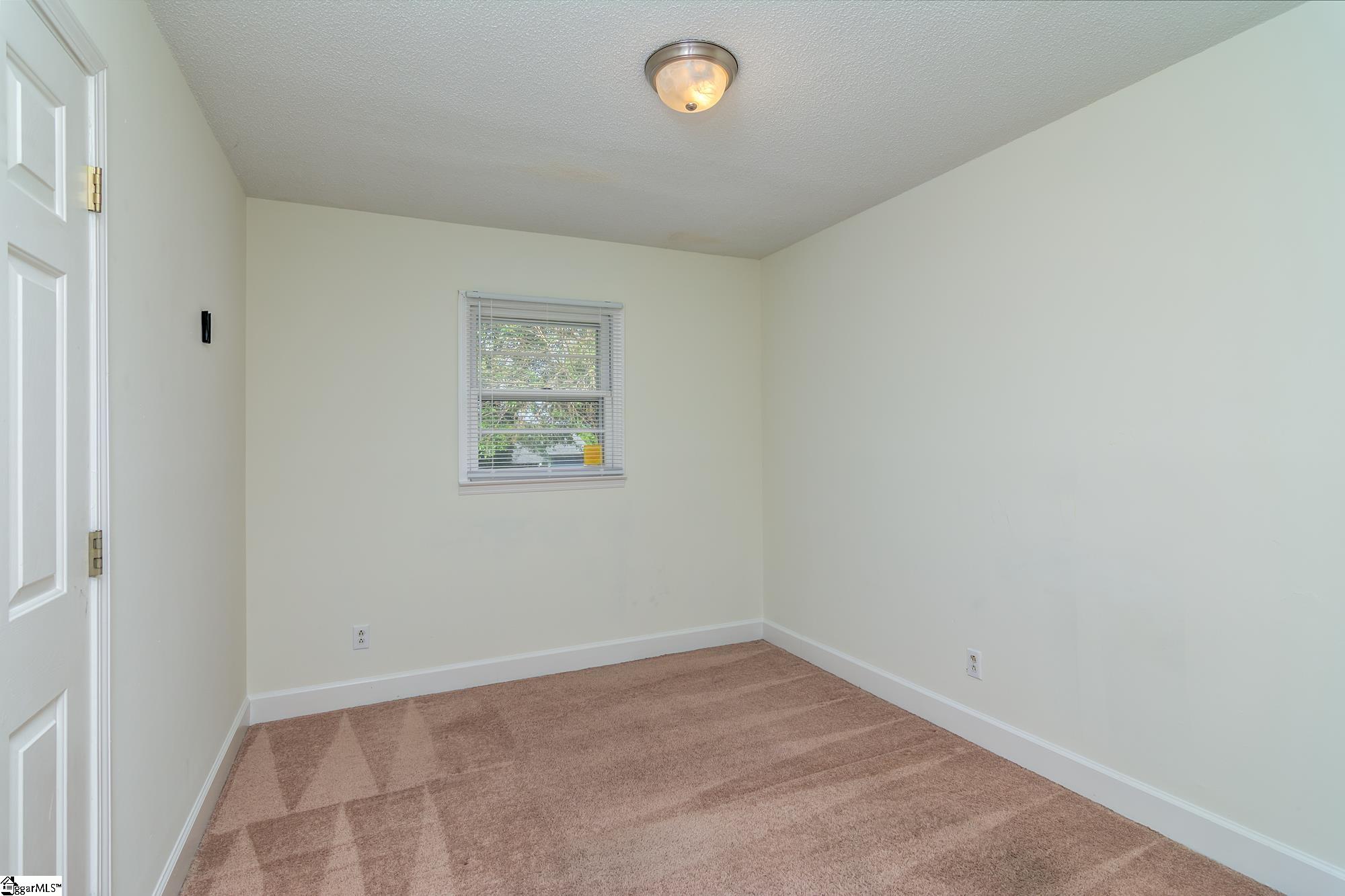 115 Johnson Street Duncan, SC 29334 - Photo 11 of 22 Gallery Image 11