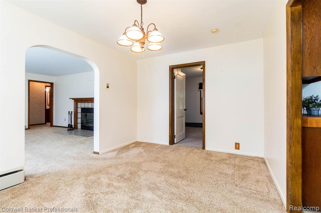 520 Willard Avenue Rochester Hills, MI 48307 - Photo 9 of 36