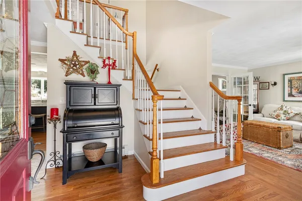$899,900 | 307 White Horn Drive, South Kingstown, RI 02881