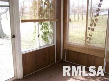 320 South Elm Street Flora, IL 62839 - Photo 5 of 10 Gallery Image 5