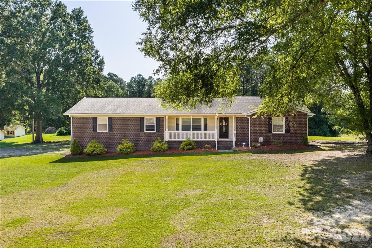 1080 Garnette Road Lancaster, SC 29720 - Photo 1 of 38