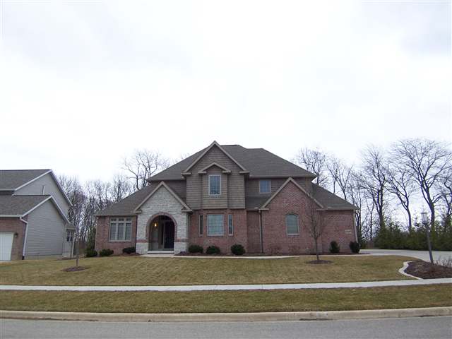 1809 Autumn Ridge Washington, IL 61571 - Photo 1 of 14 Gallery Image 1