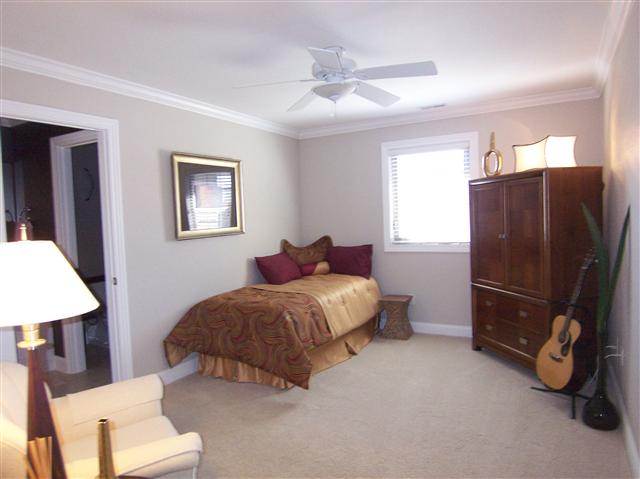 1809 Autumn Ridge Washington, IL 61571 - Photo 12 of 14 Gallery Image 12