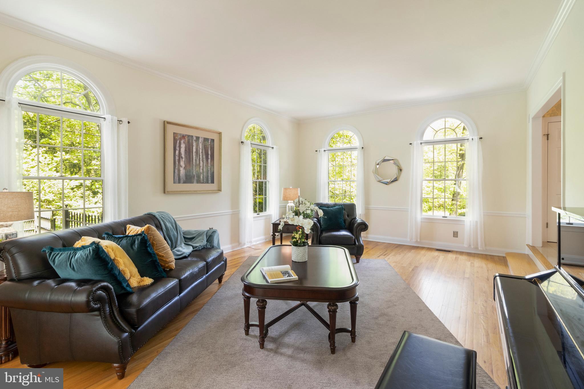 130 Arreton Road Princeton, NJ 08540 - Photo 12 of 52 Living room