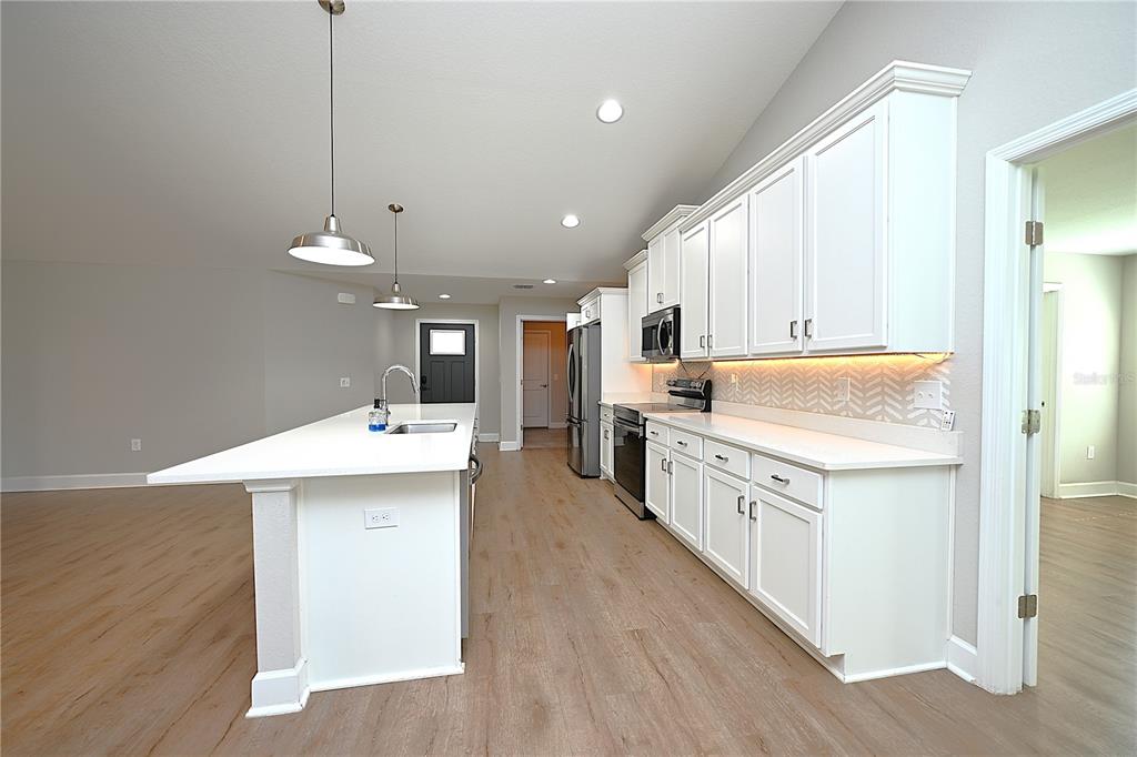 4435 Lake Hancock Road Lakeland, FL 33812 - Photo 10 of 47