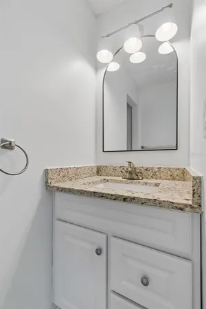 $2,200 | 5182 Sunridge Palms Drive, Unit 5182, Tampa, FL 33617