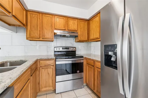 $2,200 | 5182 Sunridge Palms Drive, Unit 5182, Tampa, FL 33617