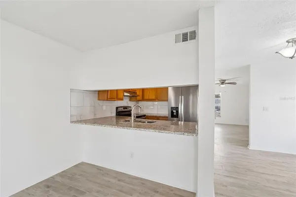 $2,200 | 5182 Sunridge Palms Drive, Unit 5182, Tampa, FL 33617