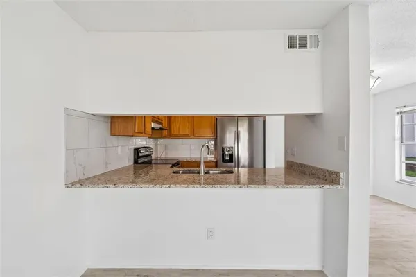 $2,200 | 5182 Sunridge Palms Drive, Unit 5182, Tampa, FL 33617
