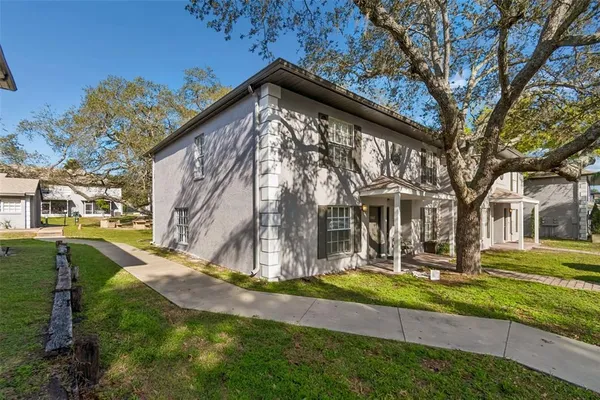 $2,200 | 5182 Sunridge Palms Drive, Unit 5182, Tampa, FL 33617