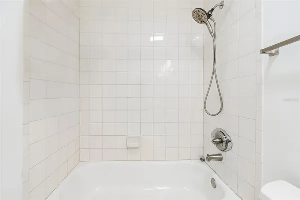 $2,200 | 5182 Sunridge Palms Drive, Unit 5182, Tampa, FL 33617