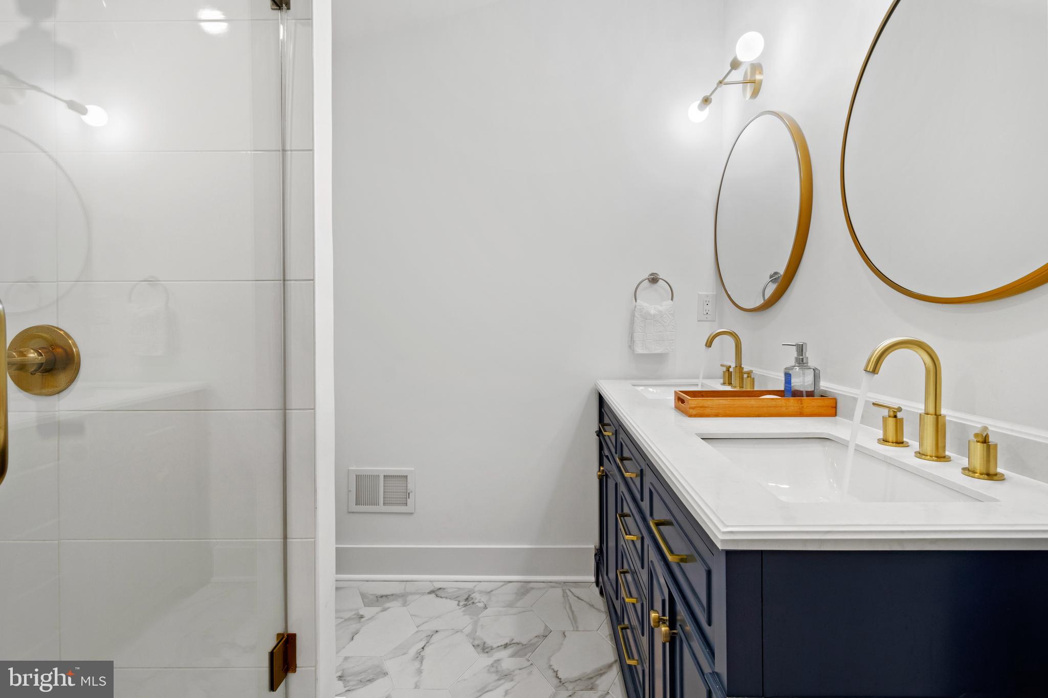 917 Reed Street Philadelphia, PA 19147 - Photo 28 of 36 Gallery Image 28