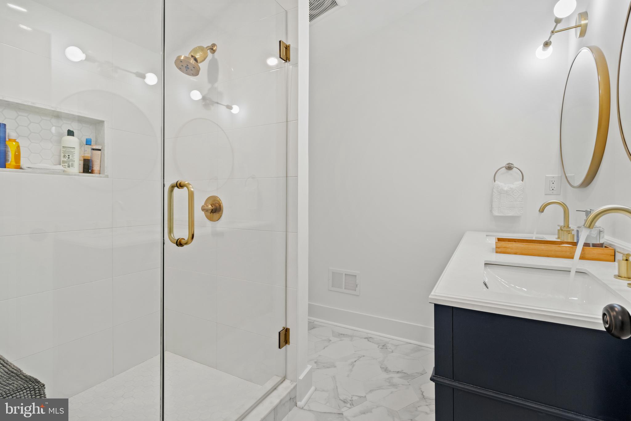 917 Reed Street Philadelphia, PA 19147 - Photo 29 of 36 Gallery Image 29