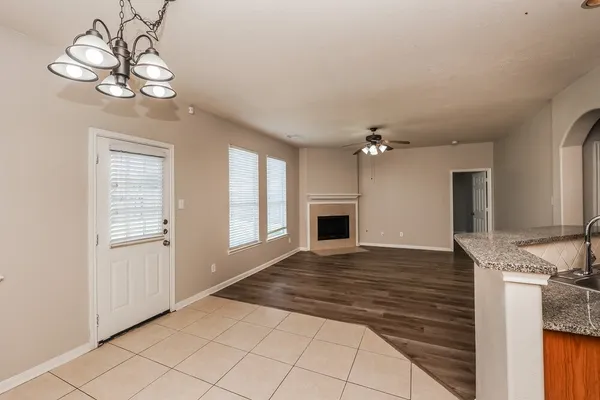 $2,190 | 7423 Oakwood Canyon Drive, Cypress, TX 77433