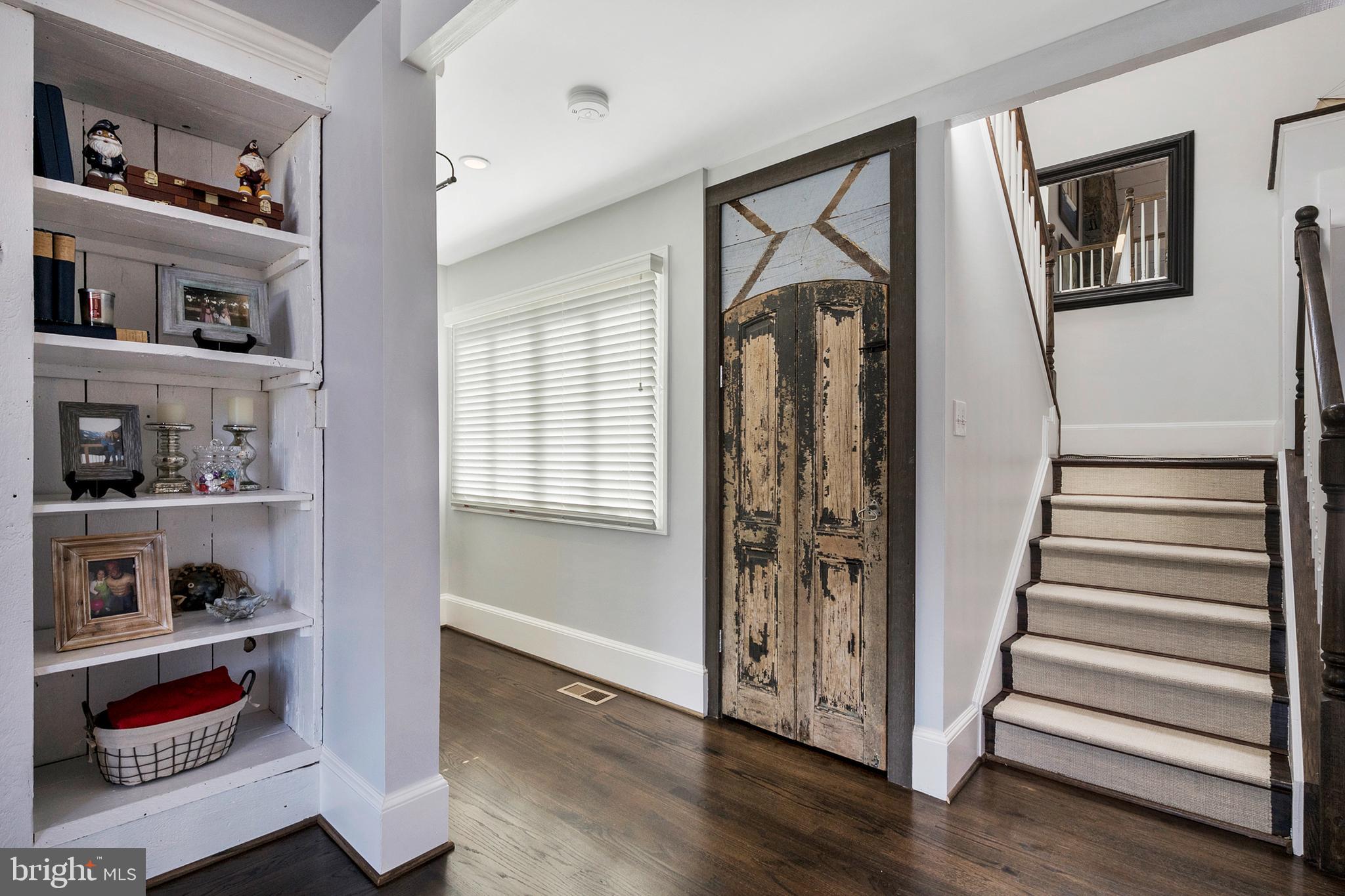 252 Riverside Road Edgewater, MD 21037 - Photo 33 of 90 Custom door to basement