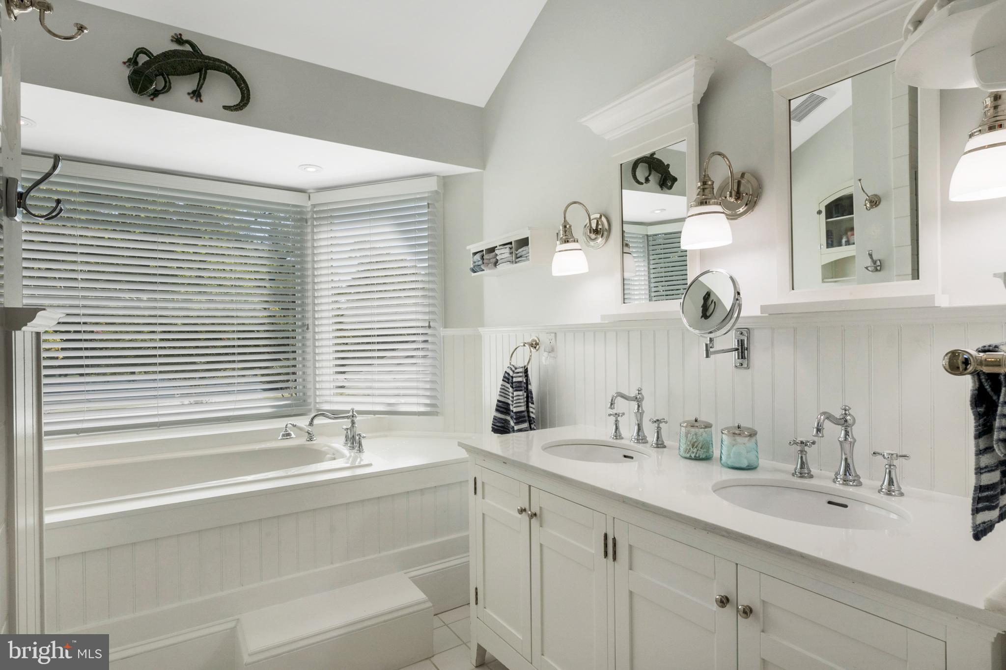 252 Riverside Road Edgewater, MD 21037 - Photo 42 of 90 Master bath