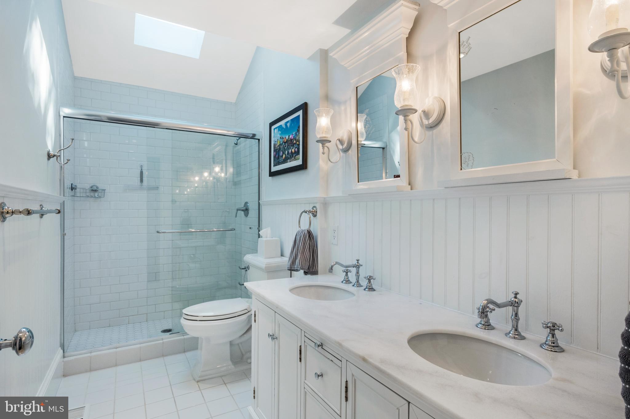 252 Riverside Road Edgewater, MD 21037 - Photo 48 of 90 Hall bath