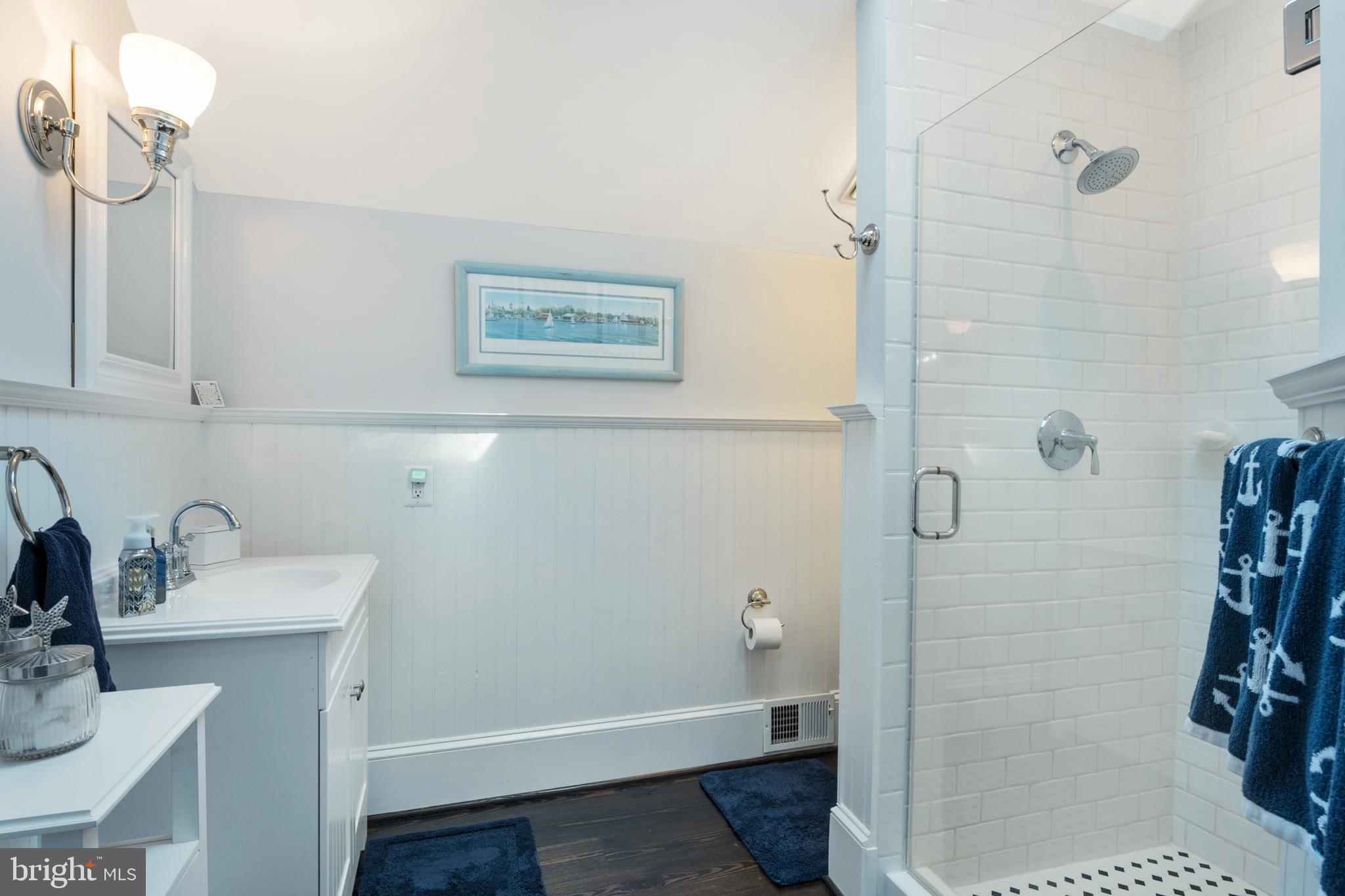 252 Riverside Road Edgewater, MD 21037 - Photo 60 of 90 In-law suite above the garage - bathroom