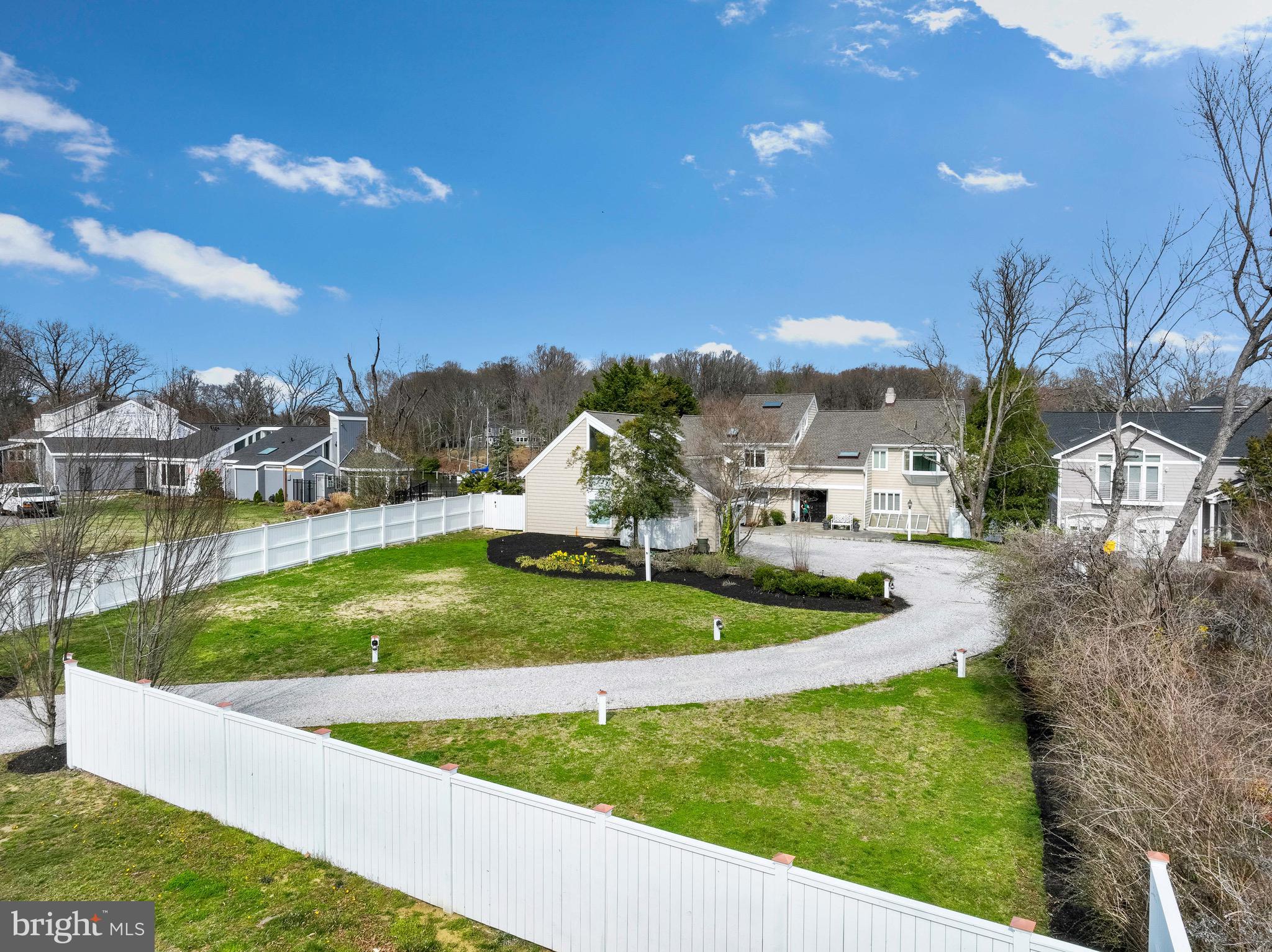 252 Riverside Road Edgewater, MD 21037 - Photo 78 of 90 Front aerial from the road