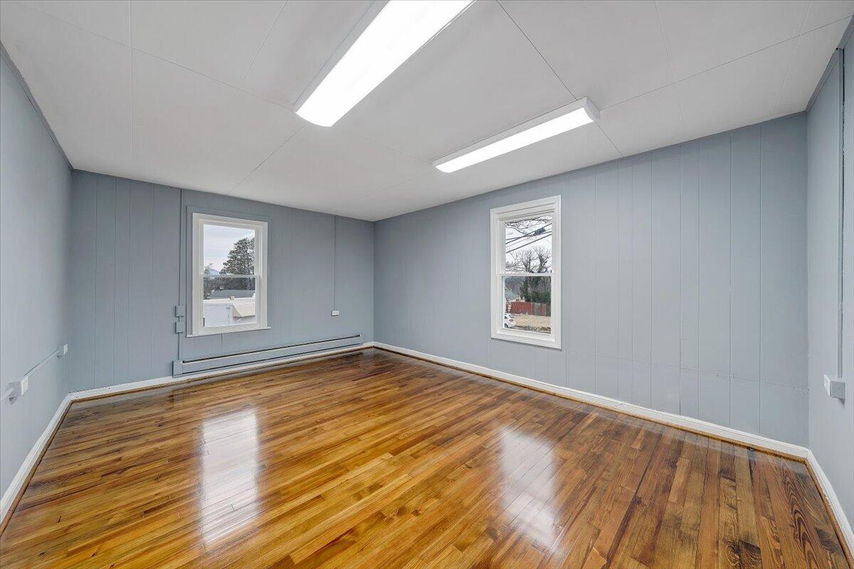 801 Bedford Road Vinton, VA 24179 - Photo 18 of 23 17-MIB08436