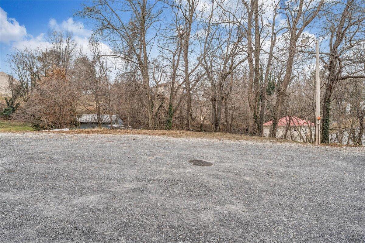 801 Bedford Road Vinton, VA 24179 - Photo 20 of 23 19-MIB08442