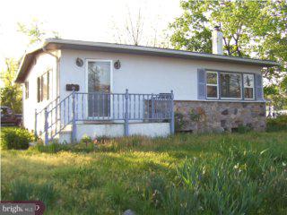 221 Whittaker Street Riverside, NJ 08075 - Photo 1 of 2