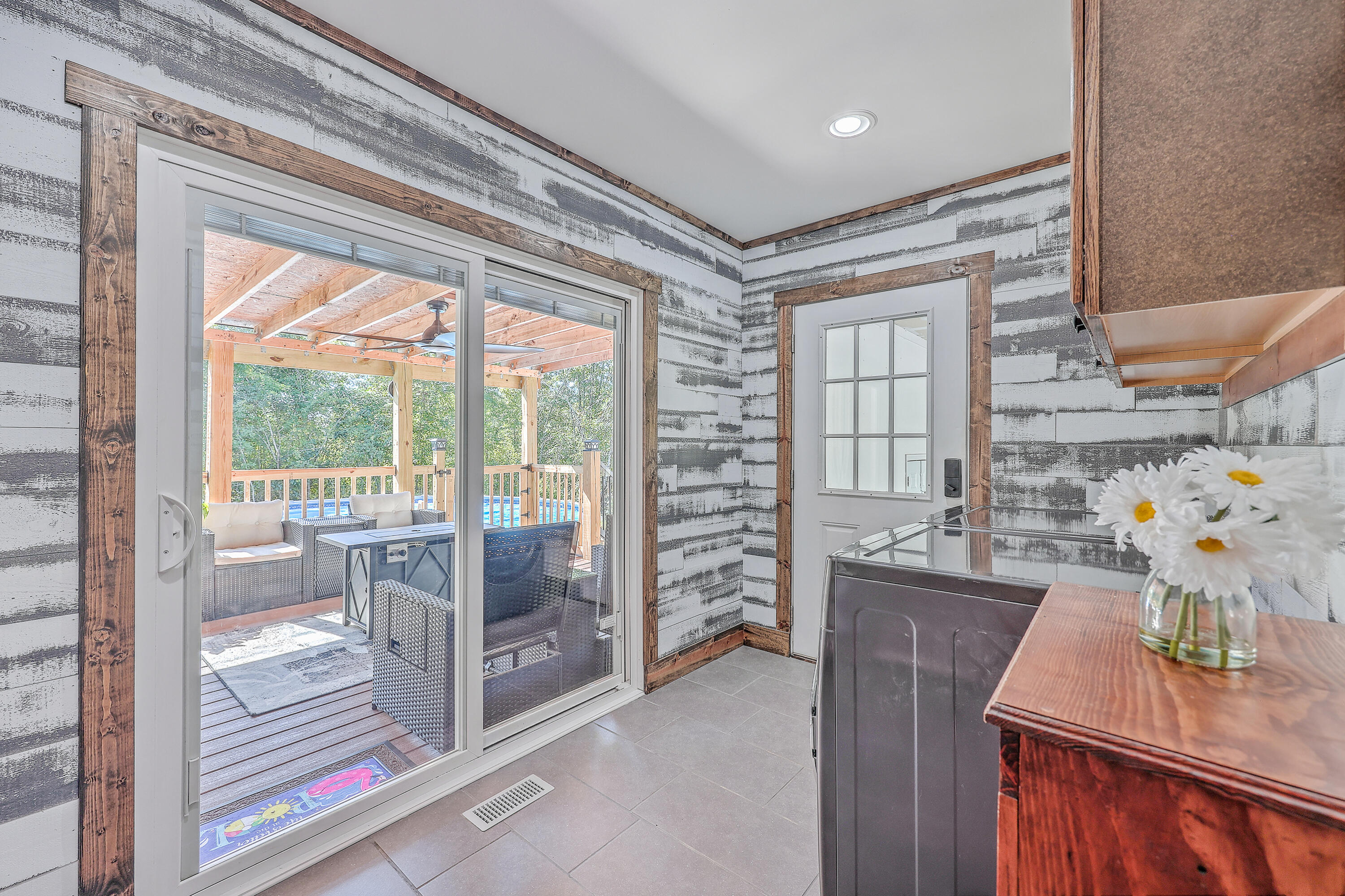 1176 Edmonds Way Summerton, SC 29148 - Photo 21 of 48 ZYN_6283_4_5_6_7_8_9