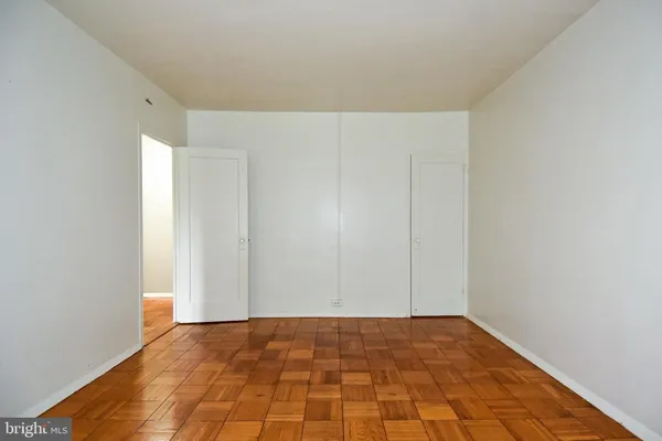 $2,400 | 3132 Martha Custis Drive, Alexandria, VA 22302