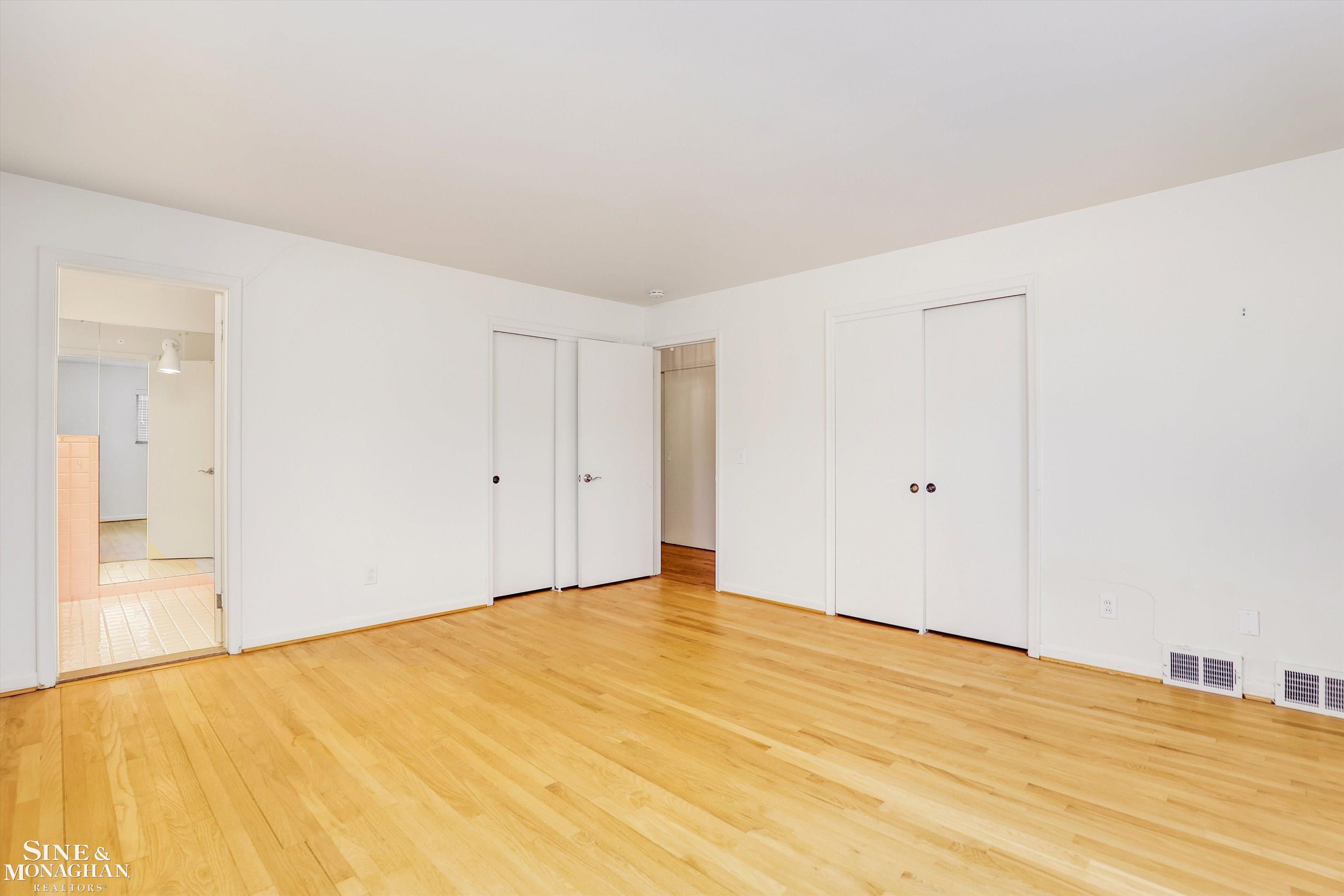 779 Harcourt Road Grosse Pointe, MI 48230 - Photo 15 of 32 50137768-b750cea1-042d-4866-837e-195eac6d0c10.JPG