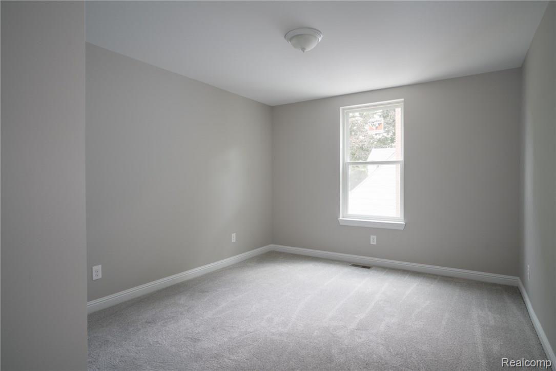 1411 Columbia Road Berkley, MI 48072 - Photo 19 of 31 DSC02909-Edit.jpg