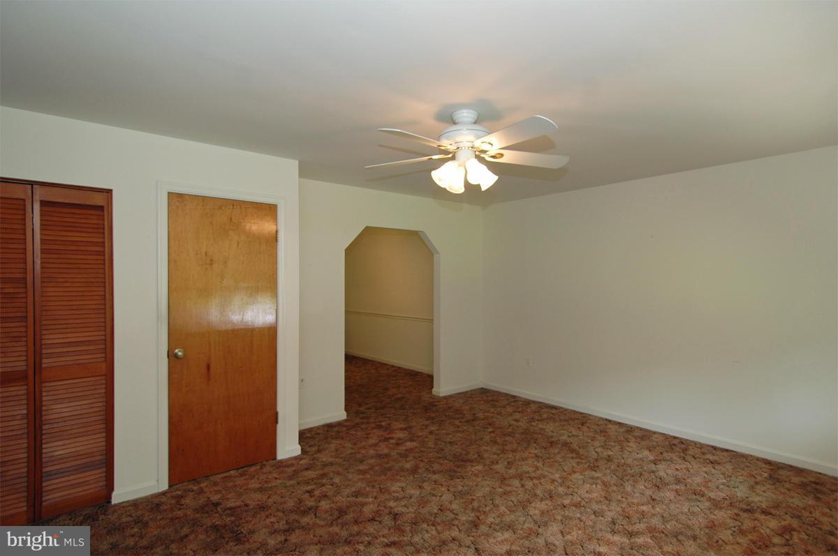 15817 Menk Road Accokeek, MD 20607 - Photo 14 of 20 Living Room