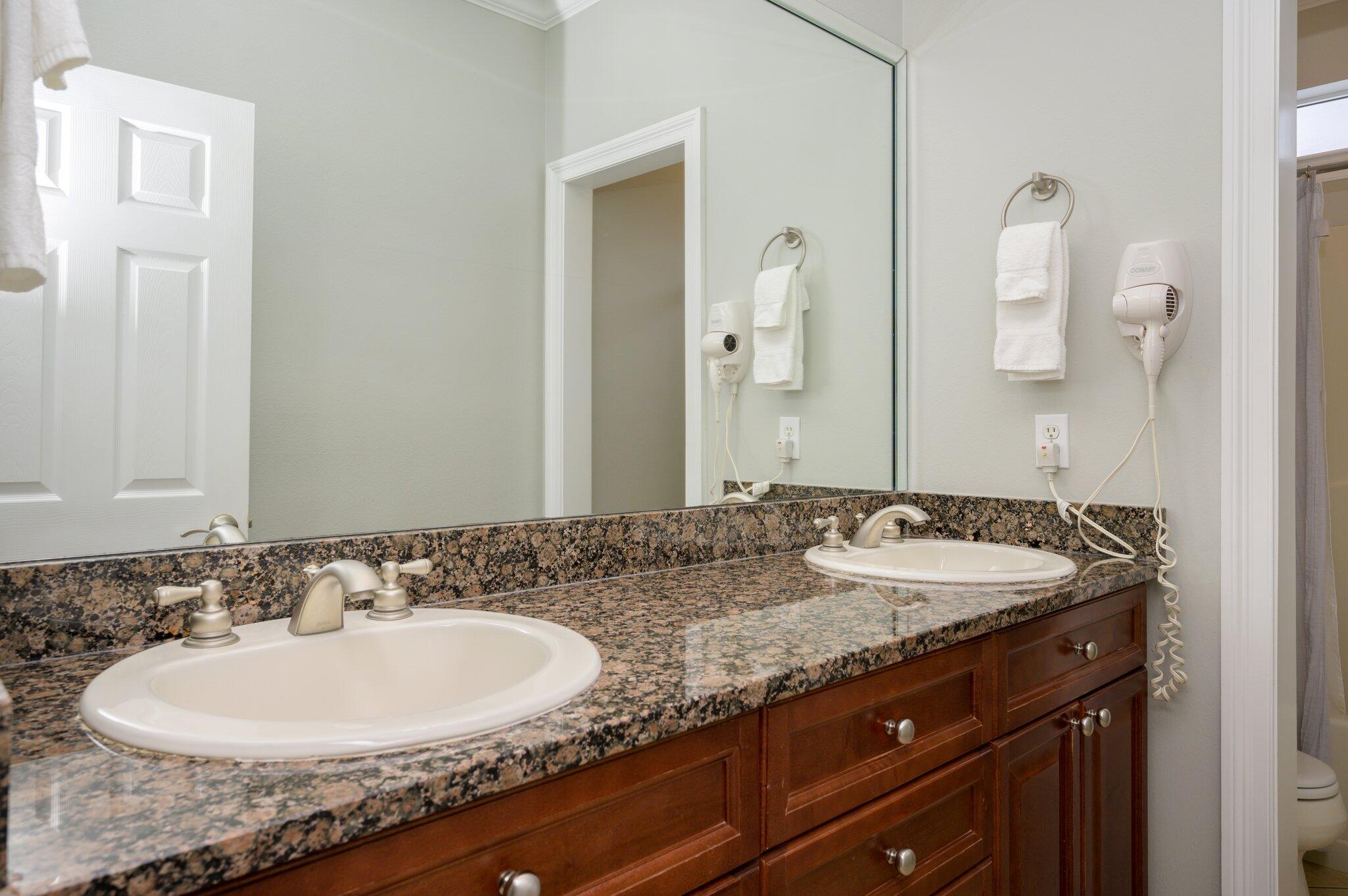 219 Grand Key Loop East Destin, FL 32541 - Photo 35 of 59 2nd Floor Bath