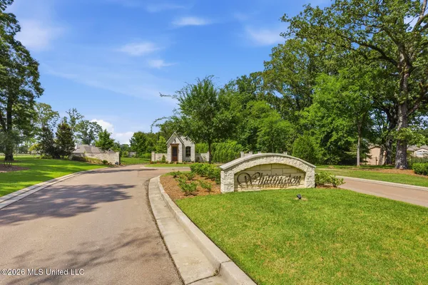 $799,900 | 438 Whittington Circle, Madison, MS 39110