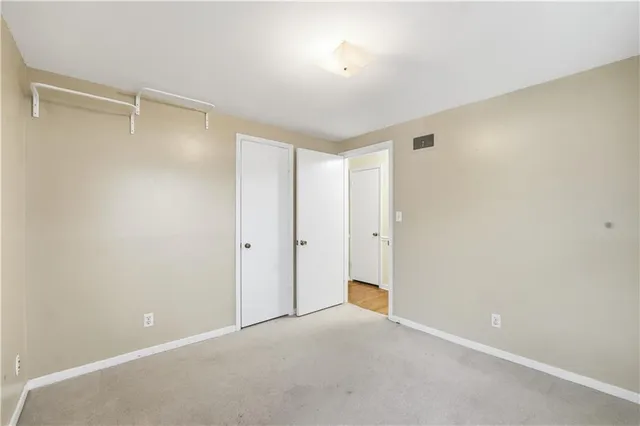 $275,000 | 4100 West 75th Street, Prairie Village, KS 66208