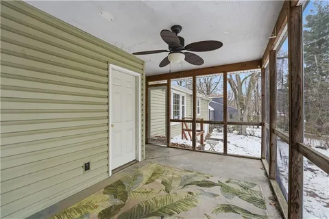 $275,000 | 4100 West 75th Street, Prairie Village, KS 66208