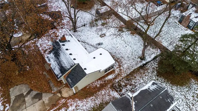 $275,000 | 4100 West 75th Street, Prairie Village, KS 66208